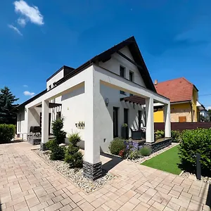 True Gem At The Airport By Newave Apartman